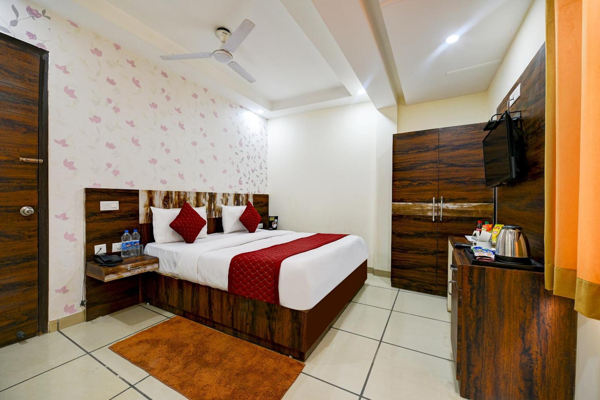 Ambrosia By Igi Airport 4* New Delhi